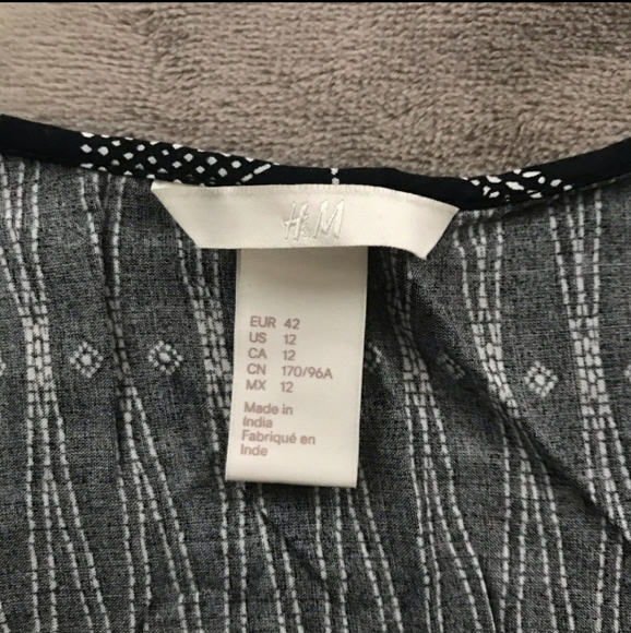 H&M Patterned Tank - Picture 4 of 4